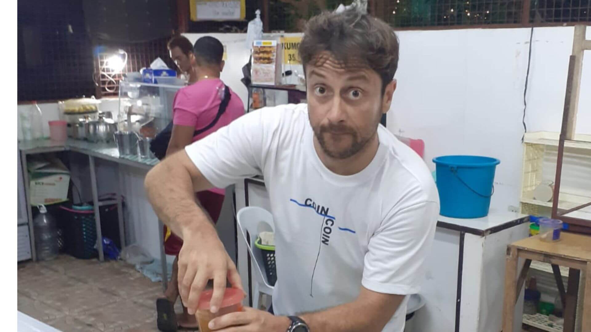 Portrait de Sylvain Bes aux Philippines, l'organisateur du stage de plongée en apnée à Romblon
